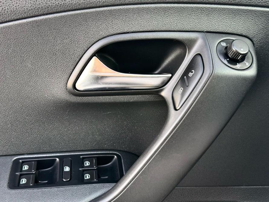 Volkswagen Polo V Рестайлинг Ижевск  - изображение 11