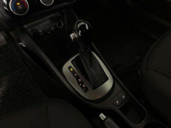 Kia Rio III Рестайлинг с пробегом 2017 года, цена 969 000 рублей, 130892 км, седан, Автокод Объявления