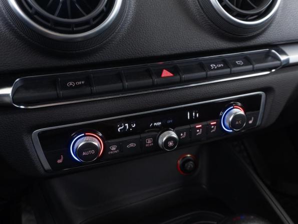 Audi A3 III (8V) с пробегом 2013 года, цена 1 399 000 рублей, 159992 км, хэтчбек, Автокод Объявления