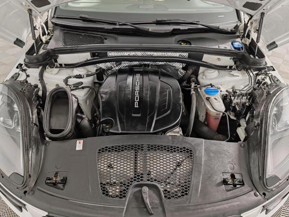 Porsche Macan I с пробегом 2018 года, цена 3 399 000 рублей, 149762 км, внедорожник, Автокод Объявления