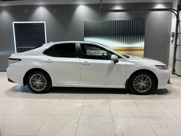 Toyota Camry VIII (XV70) с пробегом 2021 года, цена 2 399 000 рублей, 98000 км, седан, Автокод Объявления