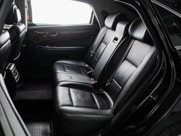 Hyundai Equus II Рестайлинг с пробегом 2013 года, цена 1 719 000 рублей, 205636 км, седан, Автокод Объявления