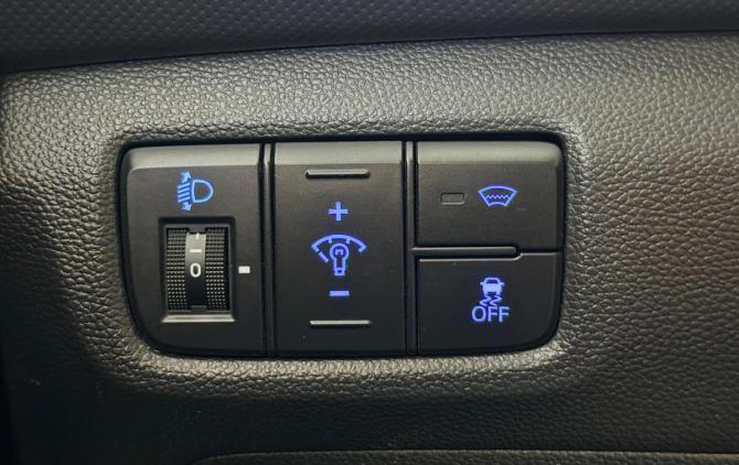 Hyundai Creta I с пробегом 2017 года, цена 1 584 000 рублей, 110583 км, внедорожник, Автокод Объявления
