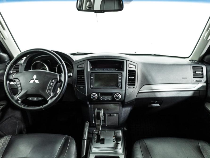 Mitsubishi Pajero IV Санкт-Петербург  - изображение 14