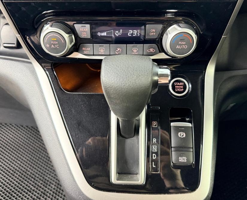 Nissan Serena V (C27) Рестайлинг Тюмень  - изображение 10