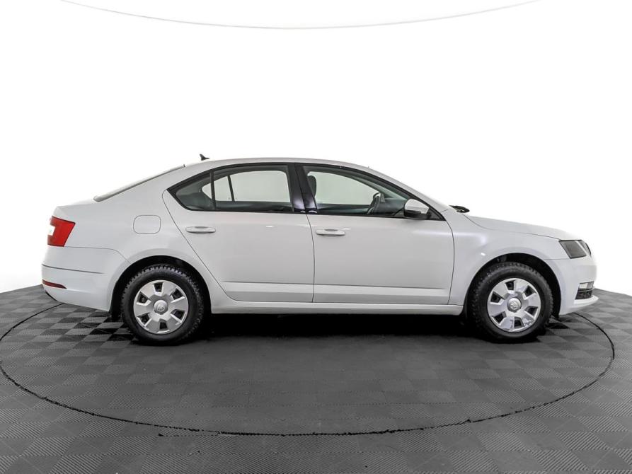 Skoda Octavia III (A7) Рестайлинг Москва  - изображение 4