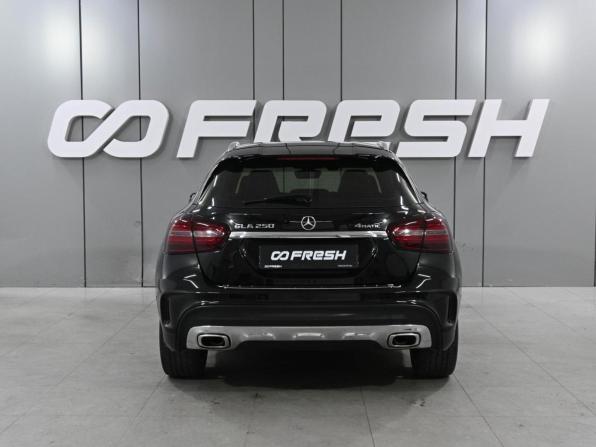 Mercedes-Benz GLA I (X156) Рестайлинг с пробегом 2018 года, цена 2 669 000 рублей, 97780 км, внедорожник, Автокод Объявления