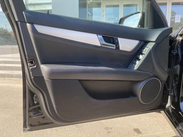 Mercedes-Benz C-Класс III (W204) Рестайлинг с пробегом 2013 года, цена 1 675 000 рублей, 186000 км, седан, Автокод Объявления