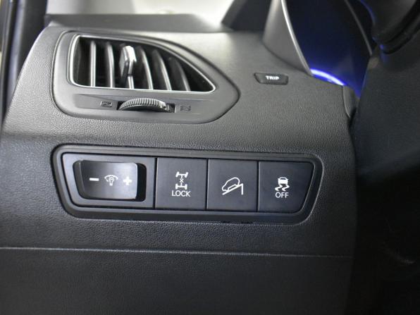 Hyundai ix35 I с пробегом 2013 года, цена 1 229 000 рублей, 228363 км, внедорожник, Автокод Объявления