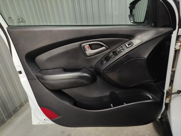 Hyundai ix35 I с пробегом 2010 года, цена 750 000 рублей, 264000 км, внедорожник, Автокод Объявления