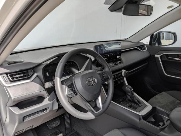 Toyota RAV4 V (XA50) с пробегом 2025 года, цена 4 500 000 рублей, 1732 км, внедорожник, Автокод Объявления