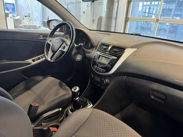 Hyundai Solaris I с пробегом 2011 года, цена 630 000 рублей, 200638 км, хэтчбек, Автокод Объявления