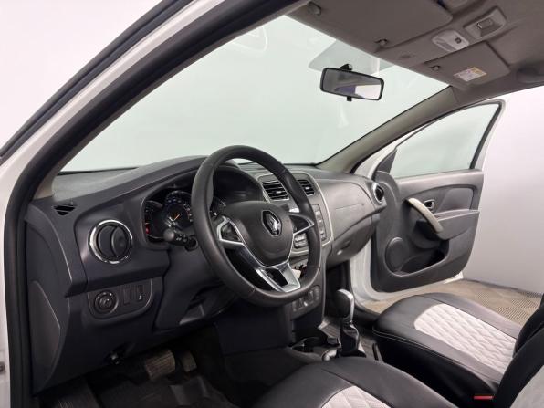 Renault Logan II Рестайлинг с пробегом 2022 года, цена 1 250 000 рублей, 70233 км, седан, Автокод Объявления