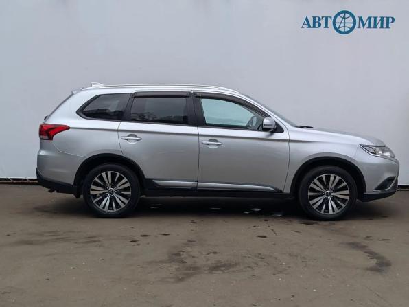 Mitsubishi Outlander III Рестайлинг 3 с пробегом 2018 года, цена 1 985 000 рублей, 111559 км, внедорожник, Автокод Объявления