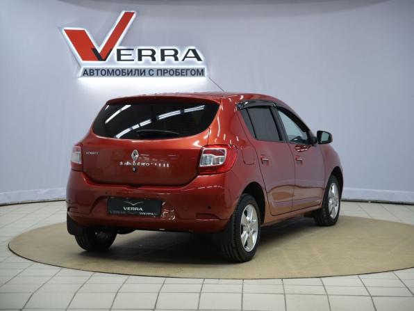 Renault Sandero II с пробегом 2014 года, цена 570 000 рублей, 180056 км, хэтчбек, Автокод Объявления
