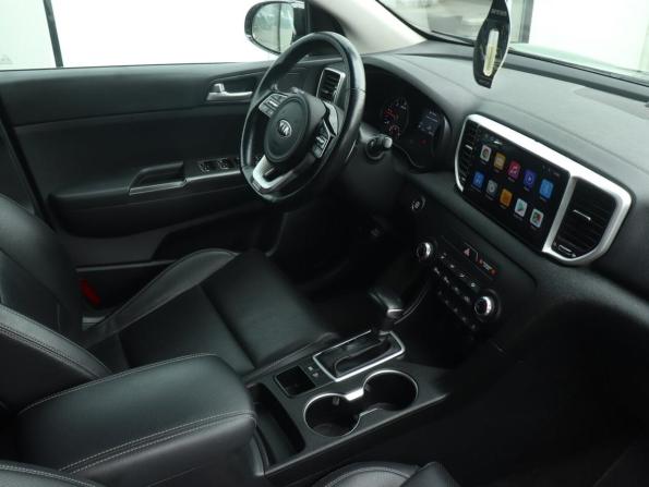 Kia Sportage IV Рестайлинг с пробегом 2019 года, цена 2 490 000 рублей, 92107 км, внедорожник, Автокод Объявления