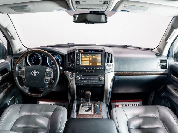 Toyota Land Cruiser 200 Series с пробегом 2010 года, цена 2 945 000 рублей, 377500 км, внедорожник, Автокод Объявления