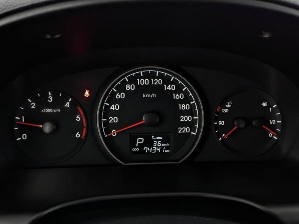 Hyundai H-1 II Рестайлинг 2 с пробегом 2019 года, цена 3 350 000 рублей, 74333 км, минивэн, Автокод Объявления
