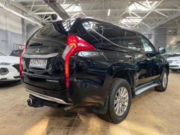 Mitsubishi Pajero Sport III с пробегом 2018 года, цена 2 450 000 рублей, 129529 км, внедорожник, Автокод Объявления