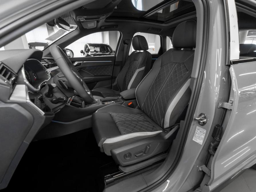 Audi Q3 II (F3) Москва  - изображение 9