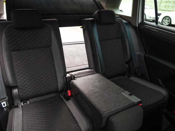 Volkswagen Tiguan II с пробегом 2018 года, цена 2 069 777 рублей, 181000 км, внедорожник, Автокод Объявления