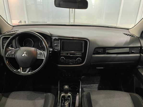 Mitsubishi Outlander III Рестайлинг 3 с пробегом 2020 года, цена 2 020 000 рублей, 168288 км, внедорожник, Автокод Объявления