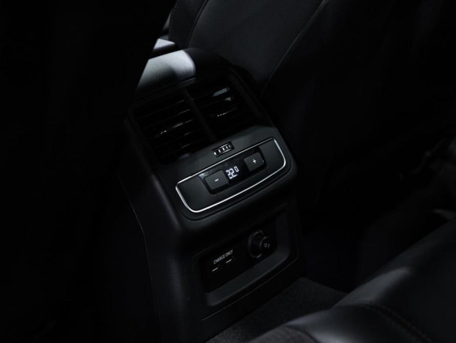 Audi A4 V (B9) Рестайлинг Санкт-Петербург  - изображение 28