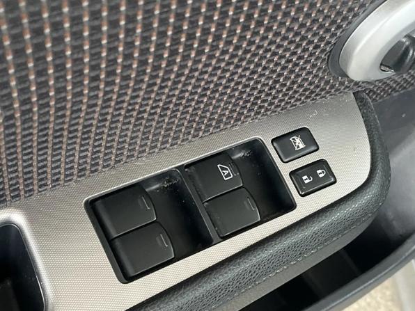 Nissan Tiida I Рестайлинг с пробегом 2012 года, цена 799 000 рублей, 102753 км, хэтчбек, Автокод Объявления
