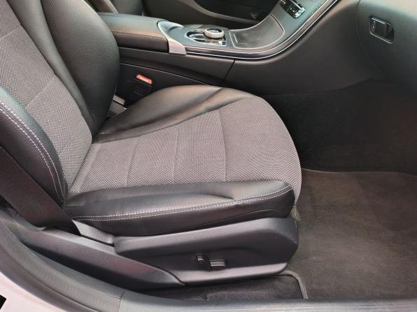 Mercedes-Benz C-Класс IV (W205) Рестайлинг с пробегом 2019 года, цена 2 990 000 рублей, 36821 км, седан, Автокод Объявления