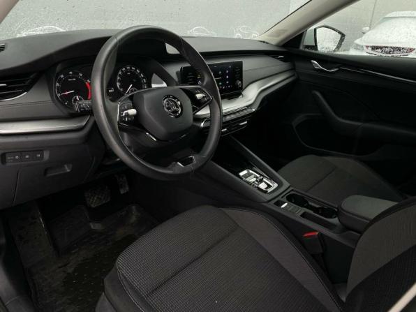 Skoda Octavia IV (A8) с пробегом 2021 года, цена 2 253 300 рублей, 65630 км, лифтбек, Автокод Объявления
