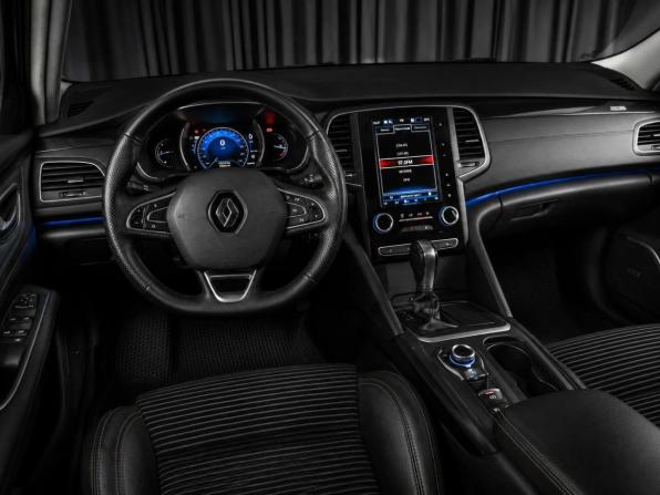 Renault Talisman I с пробегом 2018 года, цена 1 549 000 рублей, 158142 км, седан, Автокод Объявления