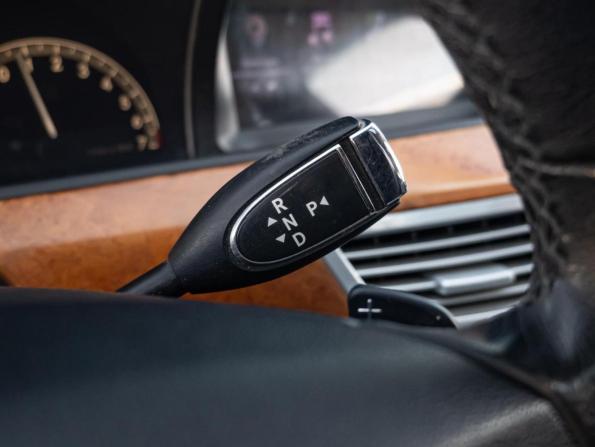 Mercedes-Benz S-Класс V (W221) с пробегом 2005 года, цена 989 000 рублей, 246970 км, седан, Автокод Объявления