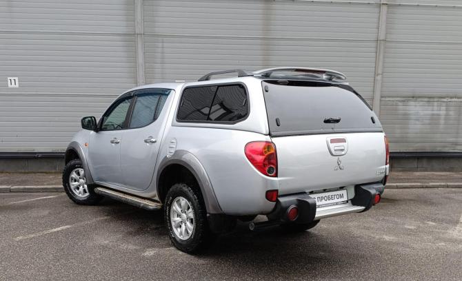 Mitsubishi L200 IV с пробегом 2011 года, цена 1 329 000 рублей, 146352 км, пикап, Автокод Объявления