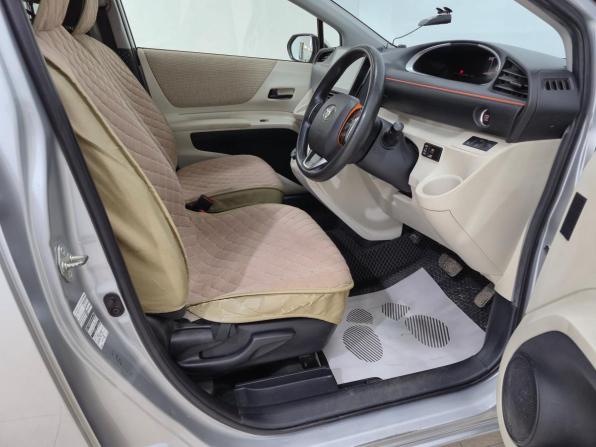 Toyota Sienta II с пробегом 2018 года, цена 1 410 000 рублей, 107369 км, компактвэн, Автокод Объявления