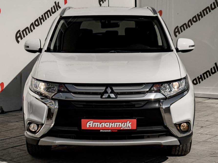 Mitsubishi Outlander III Рестайлинг 2 Екатеринбург  - изображение 2