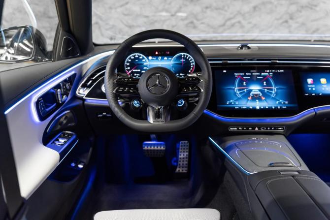Новый Mercedes-Benz E-Класс AMG VI (W214) 2025 года, цена 15 290 000 рублей, седан, Автокод Объявления
