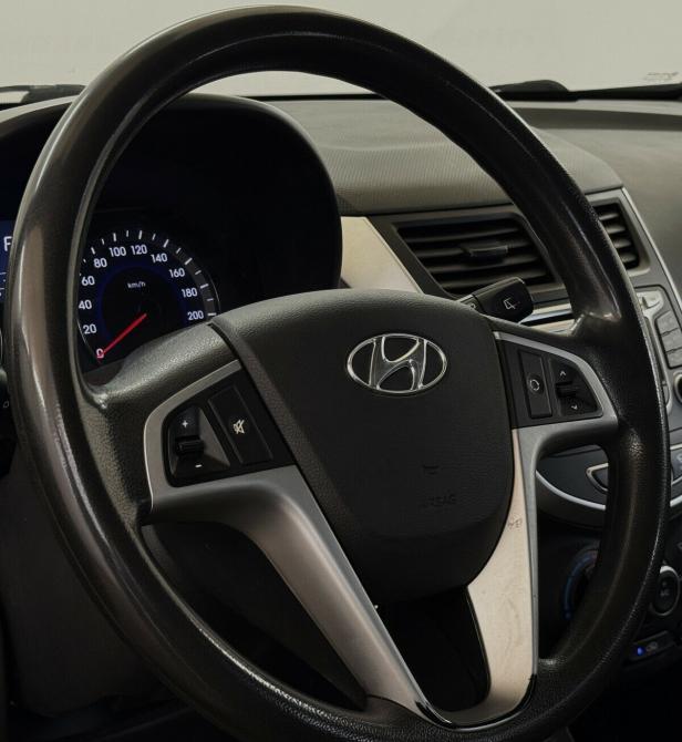 Hyundai Solaris I Москва  - изображение 10