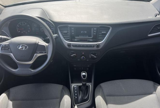 Hyundai Solaris II с пробегом 2017 года, цена 1 260 000 рублей, 74216 км, седан, Автокод Объявления