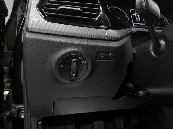 Volkswagen Polo VI с пробегом 2021 года, цена 1 645 000 рублей, 98246 км, лифтбек, Автокод Объявления