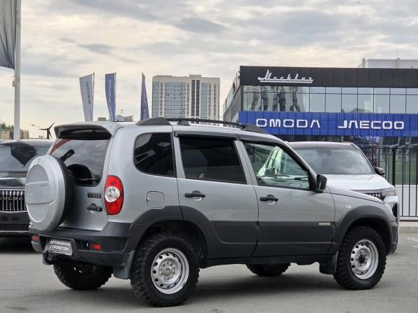 Chevrolet Niva I Рестайлинг с пробегом 2016 года, цена 630 000 рублей, 100918 км, внедорожник, Автокод Объявления
