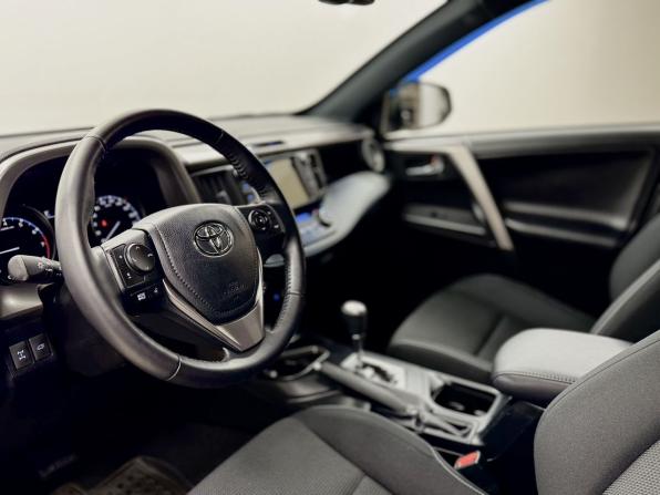 Toyota RAV4 IV (XA40) Рестайлинг с пробегом 2019 года, цена 2 915 000 рублей, 144804 км, внедорожник, Автокод Объявления