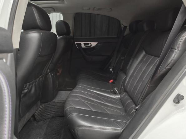 Infiniti QX70 с пробегом 2013 года, цена 1 750 000 рублей, 212000 км, внедорожник, Автокод Объявления