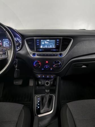 Hyundai Solaris II с пробегом 2018 года, цена 1 333 000 рублей, 128159 км, седан, Автокод Объявления