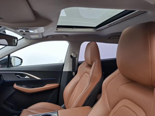 Omoda C5 I с пробегом 2023 года, цена 1 790 000 рублей, 46522 км, внедорожник, Автокод Объявления