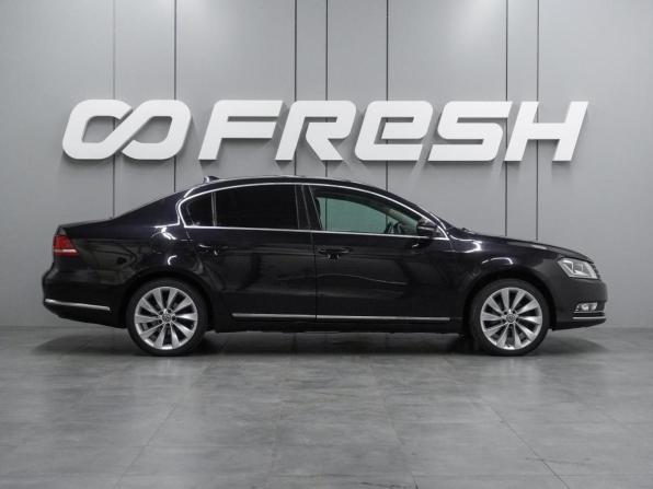 Volkswagen Passat B7 с пробегом 2012 года, цена 959 000 рублей, 197011 км, седан, Автокод Объявления