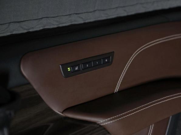 Mercedes-Benz V-Класс III (W447) с пробегом 2017 года, цена 2 999 000 рублей, 97658 км, минивэн, Автокод Объявления