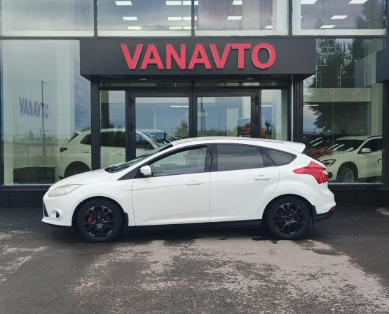 Ford Focus III с пробегом 2012 года, цена 750 000 рублей, 176765 км, хэтчбек, Автокод Объявления