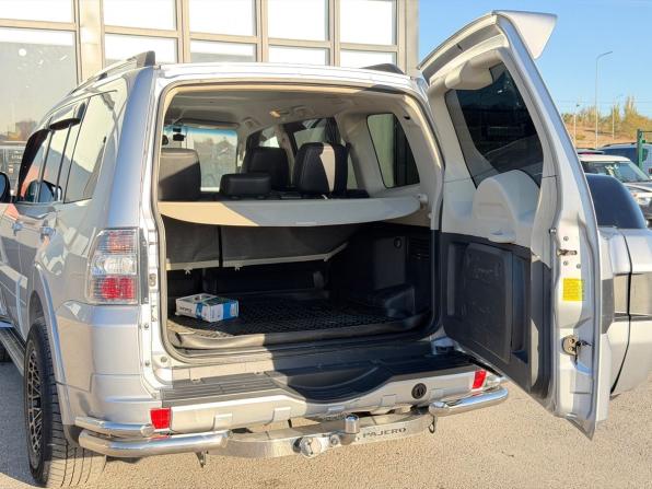 Mitsubishi Pajero IV Рестайлинг 2 с пробегом 2015 года, цена 2 299 000 рублей, 165000 км, внедорожник, Автокод Объявления