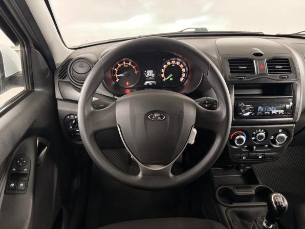 Lada (ВАЗ) Granta I Рестайлинг с пробегом 2023 года, цена 775 000 рублей, 40124 км, лифтбек, Автокод Объявления