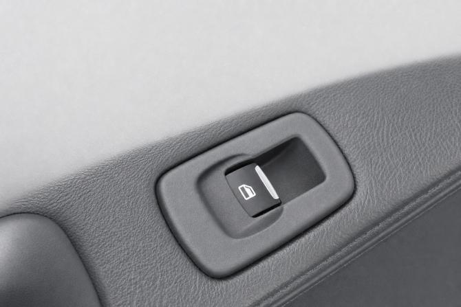 Ford Explorer V с пробегом 2012 года, цена 1 679 000 рублей, 212000 км, внедорожник, Автокод Объявления